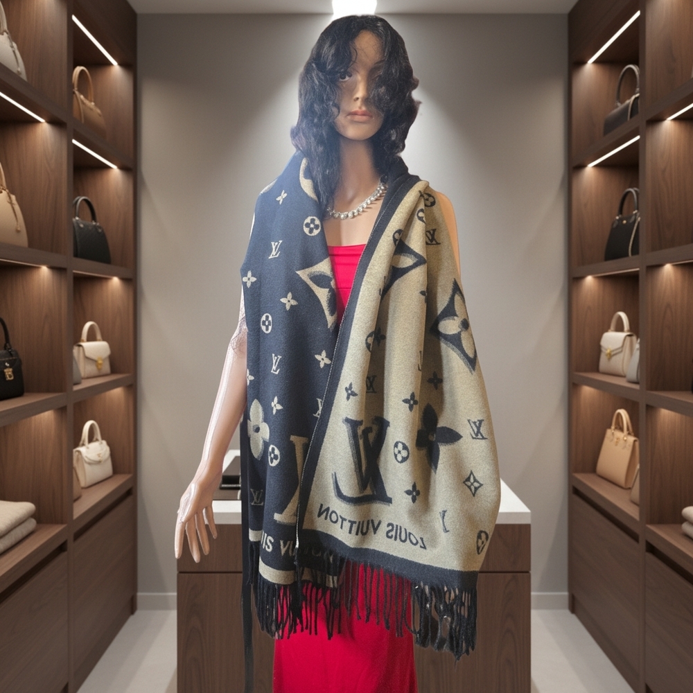 Louis Vuitton Elegant Black and Tan Wrap